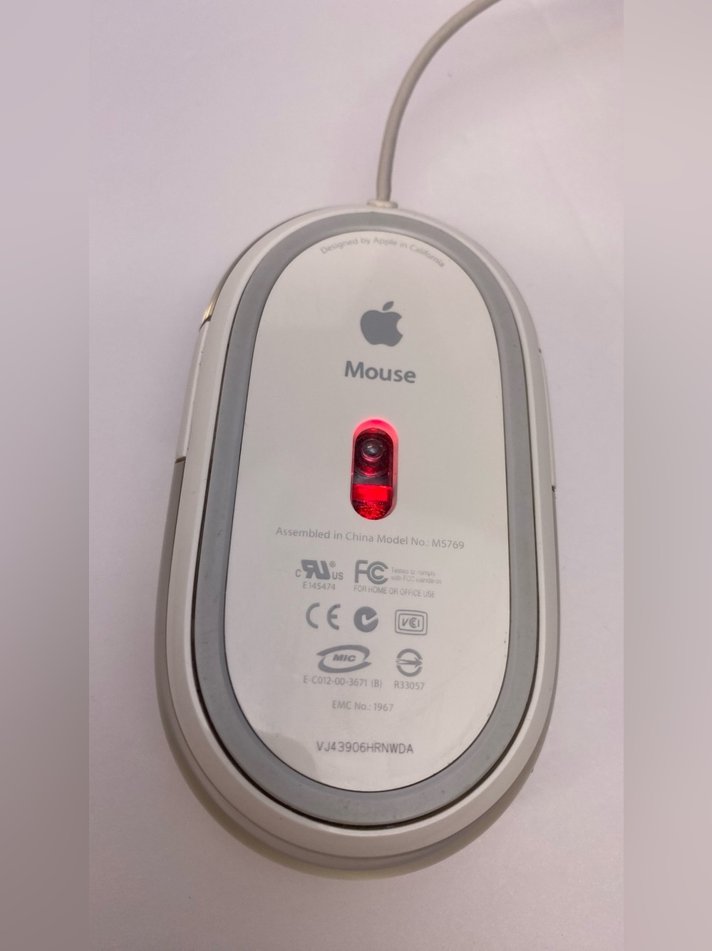 Genuine Apple Macintosh Pro Mouse M5769 White Solid USB Wired Optical Tested